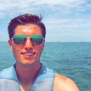 Meet your Posher, Jason